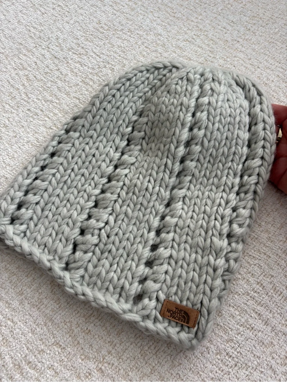 The North Face Women’s Chunky Knit Beanie - Light Gray New